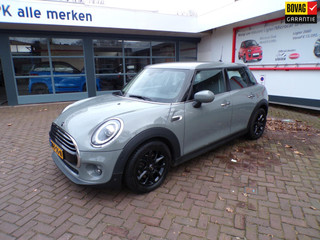 MINI 1.5 Cooper Hatchback bij Autobedrijf Bink Tilburg