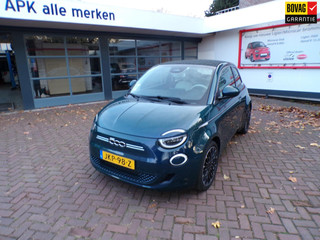 Fiat 500E C Hatchback bij Autobedrijf Bink Tilburg
